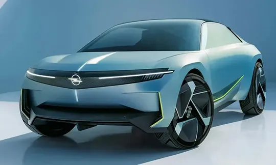 Opel presenta la concept car “Experimental” che anticipa il futuro