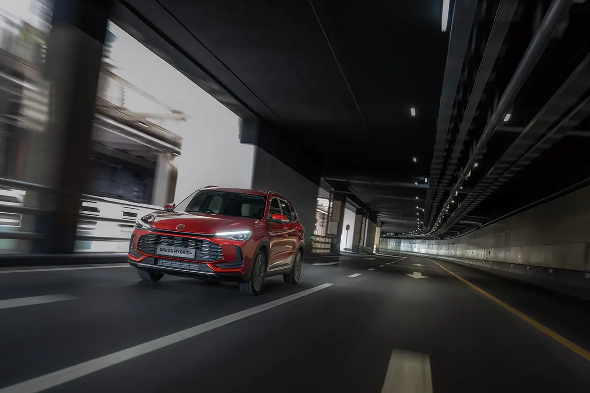 MG ZS Hybrid + - Ponginibbi Group Piacenza